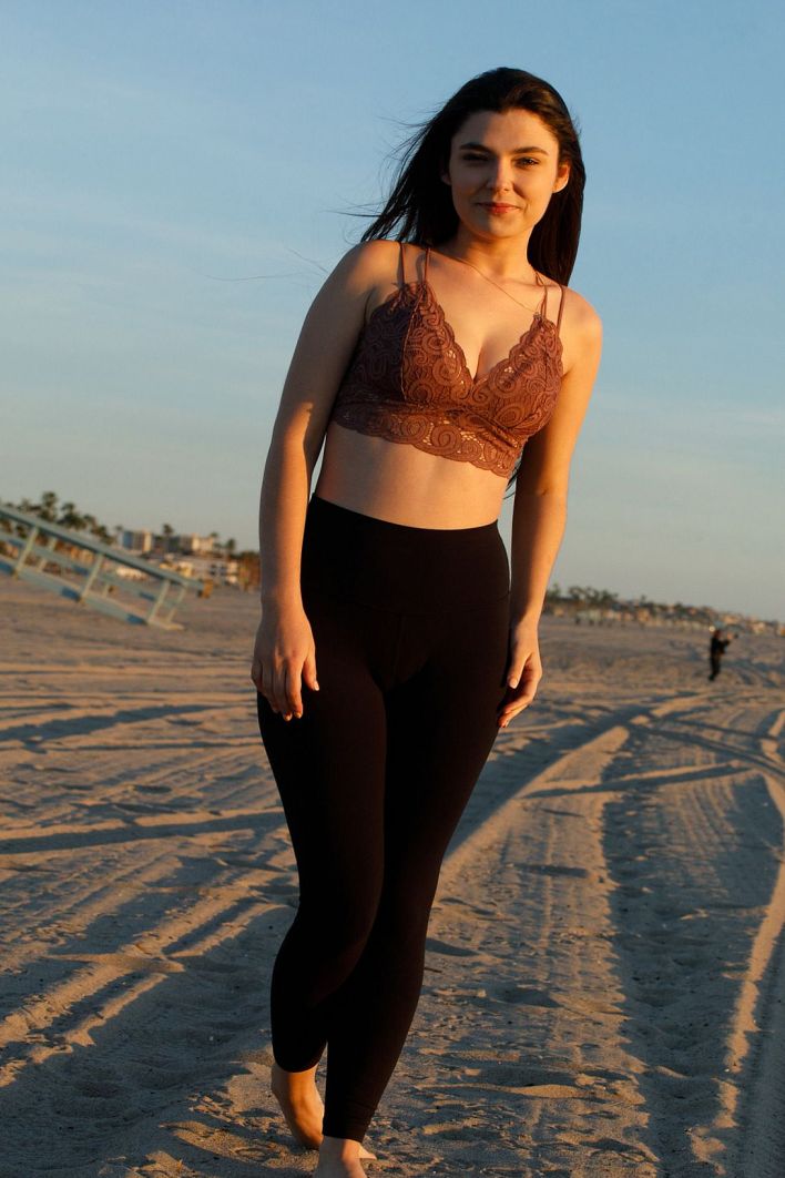 Melba Chastain in Hair Sand Curves. Thumb 2