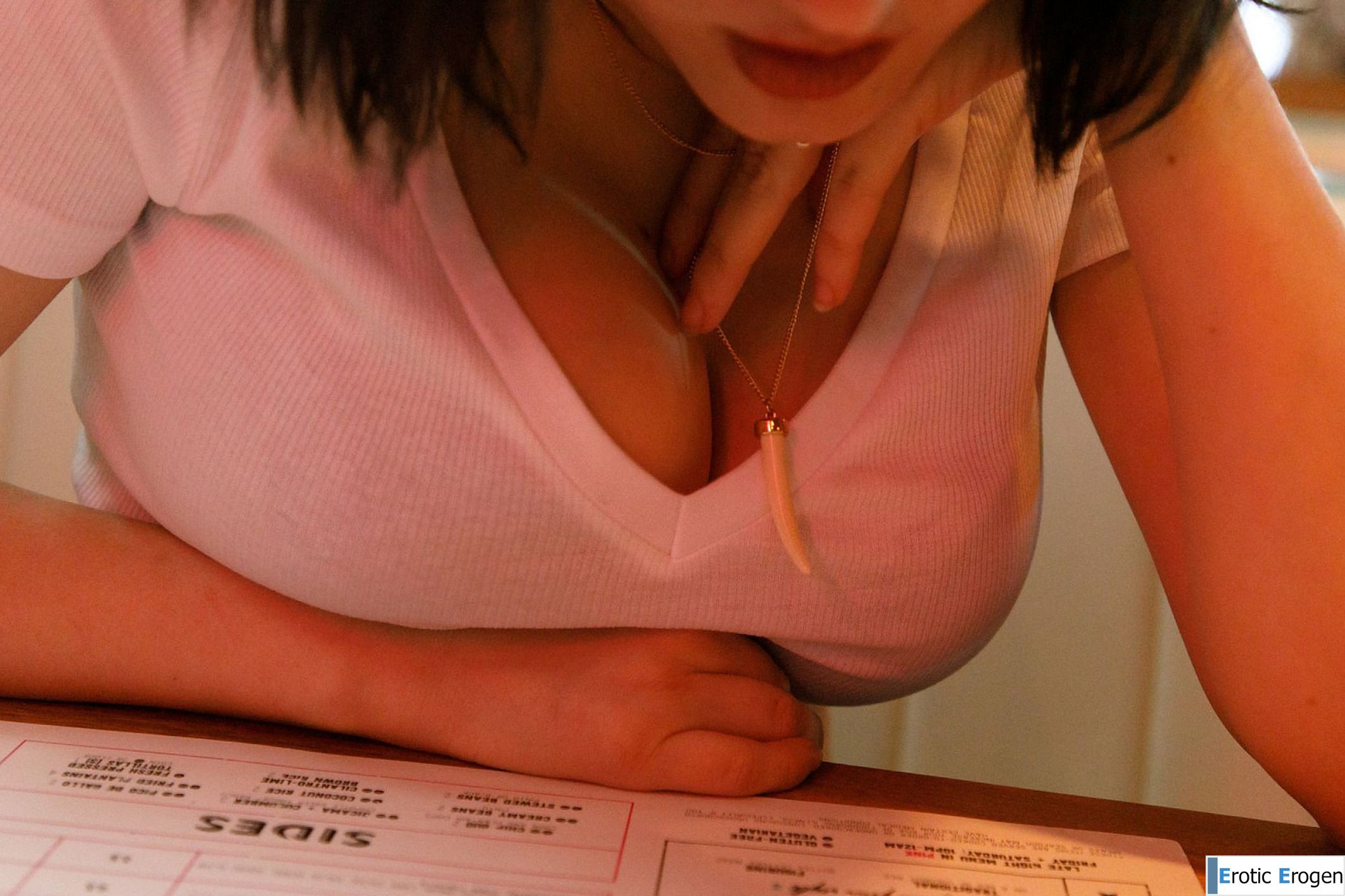 Vonnie Bean in Costco Bodywash. Picture 5