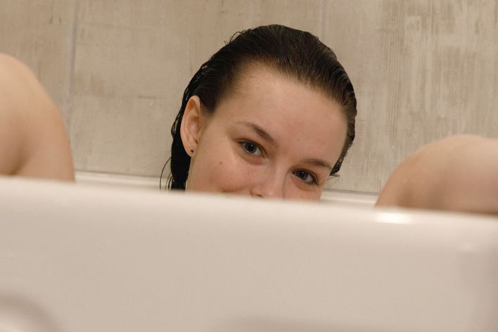 Vonnie Bean in Costco Bodywash. Thumb 32