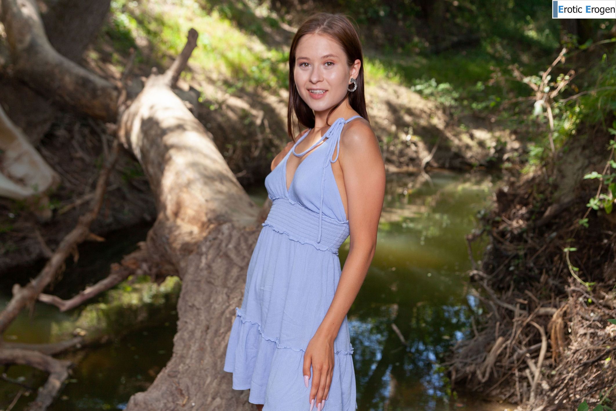 Skye Bloom in Presenting Skye Bloom. Picture 1