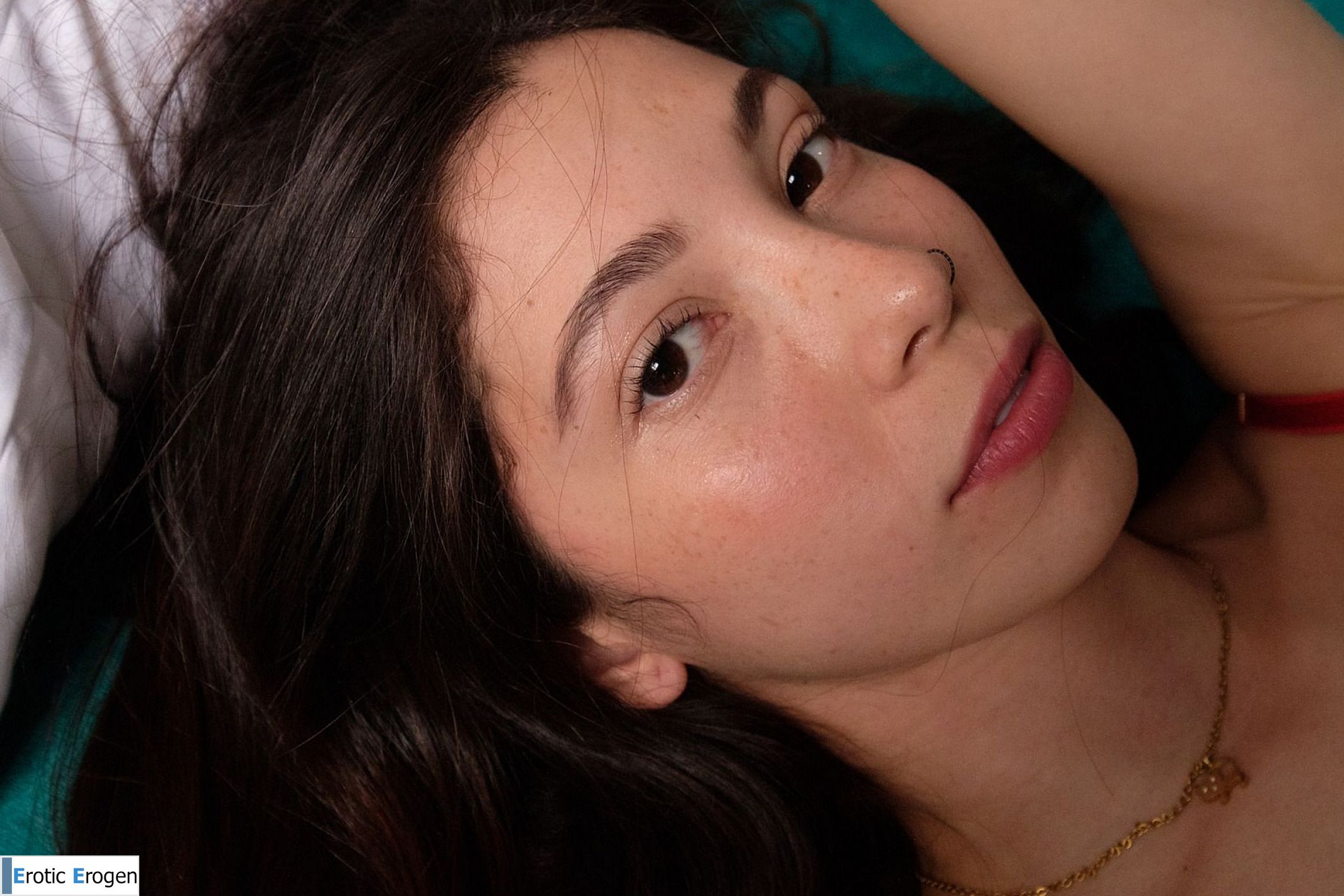 Julia Campos in Wide Angle Inc. Фото 25