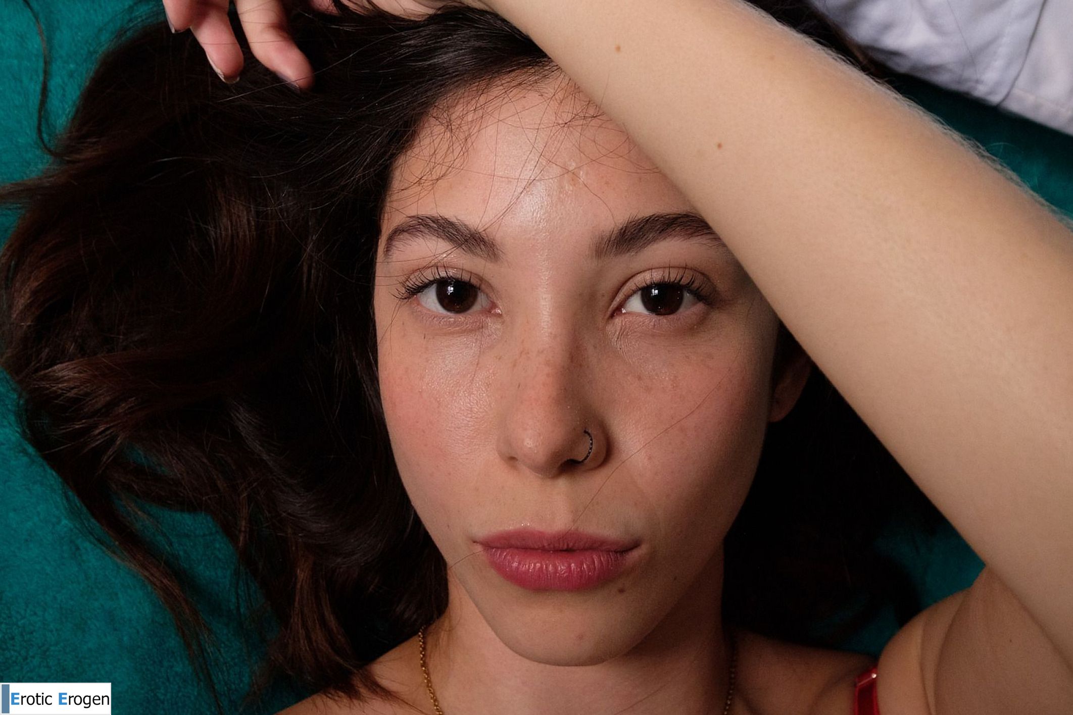 Julia Campos in Wide Angle Inc. Фото 26