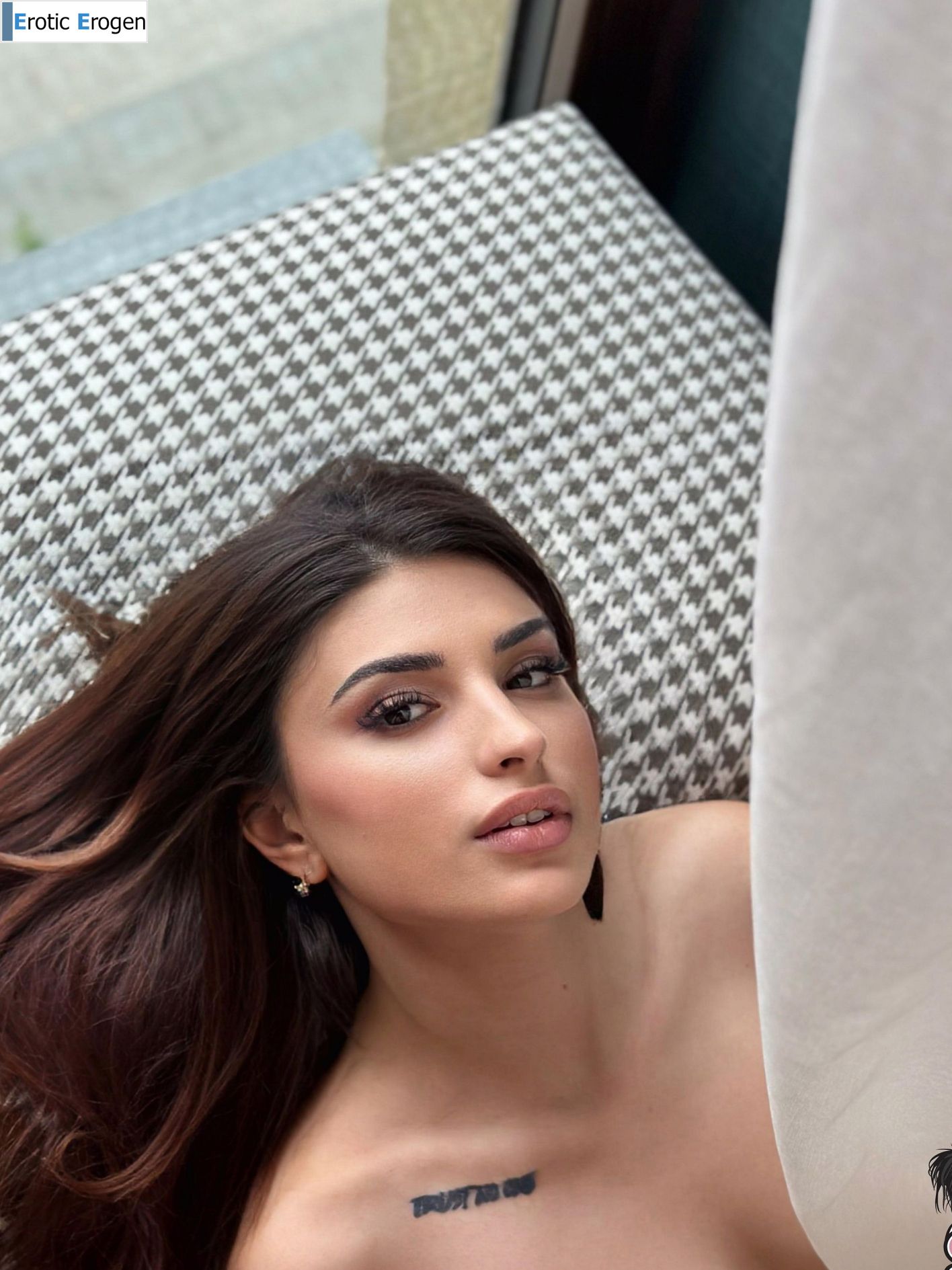 Arice in Eros Unleashed. Picture 37