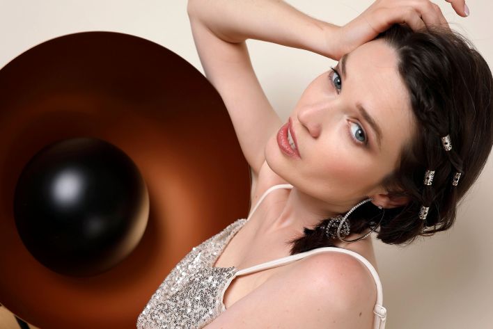 Amelia in An Eye On You. Thumb 14