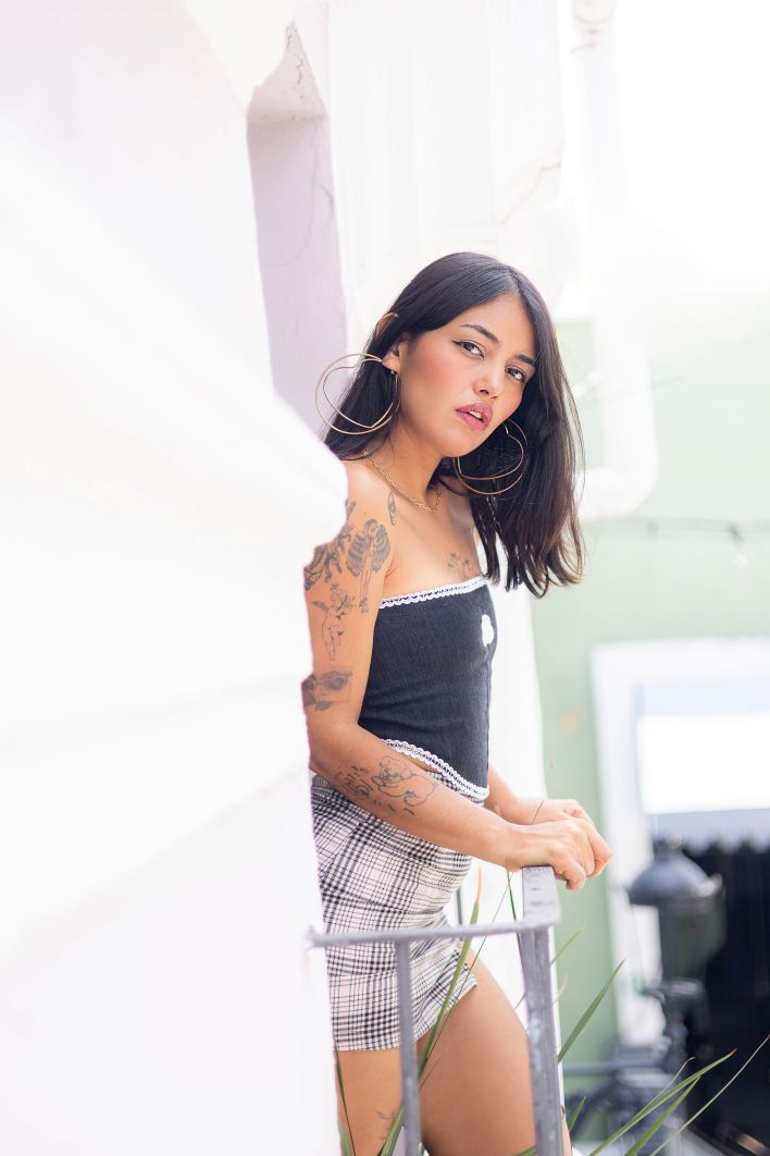 Kharisauria in Rainbow. Thumb 1