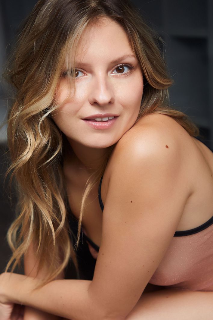 Rebecca Volpetti in Pink Panties. Thumb 20