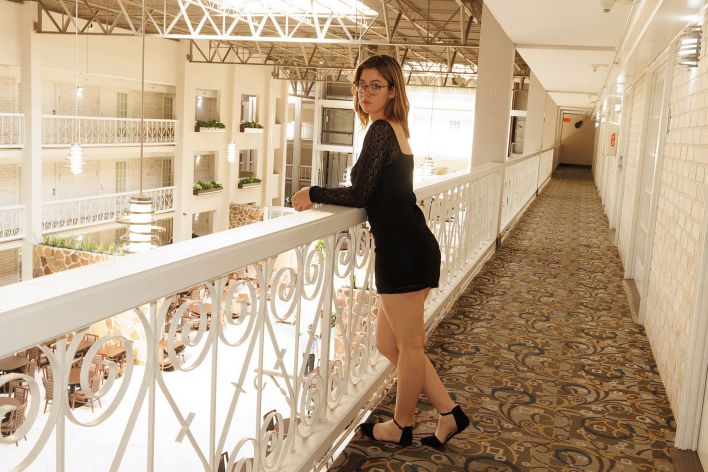 Ellie Nova Chuy S in Date. Thumb 29