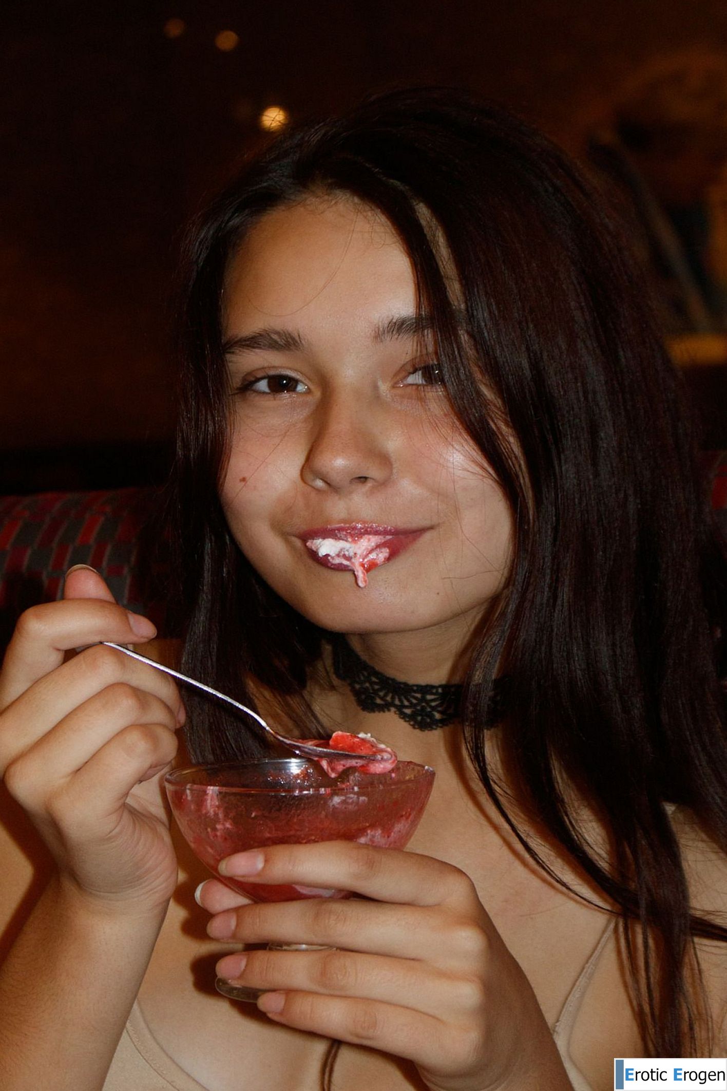 Miki Pedangen in Cafe Naturale. Picture 19