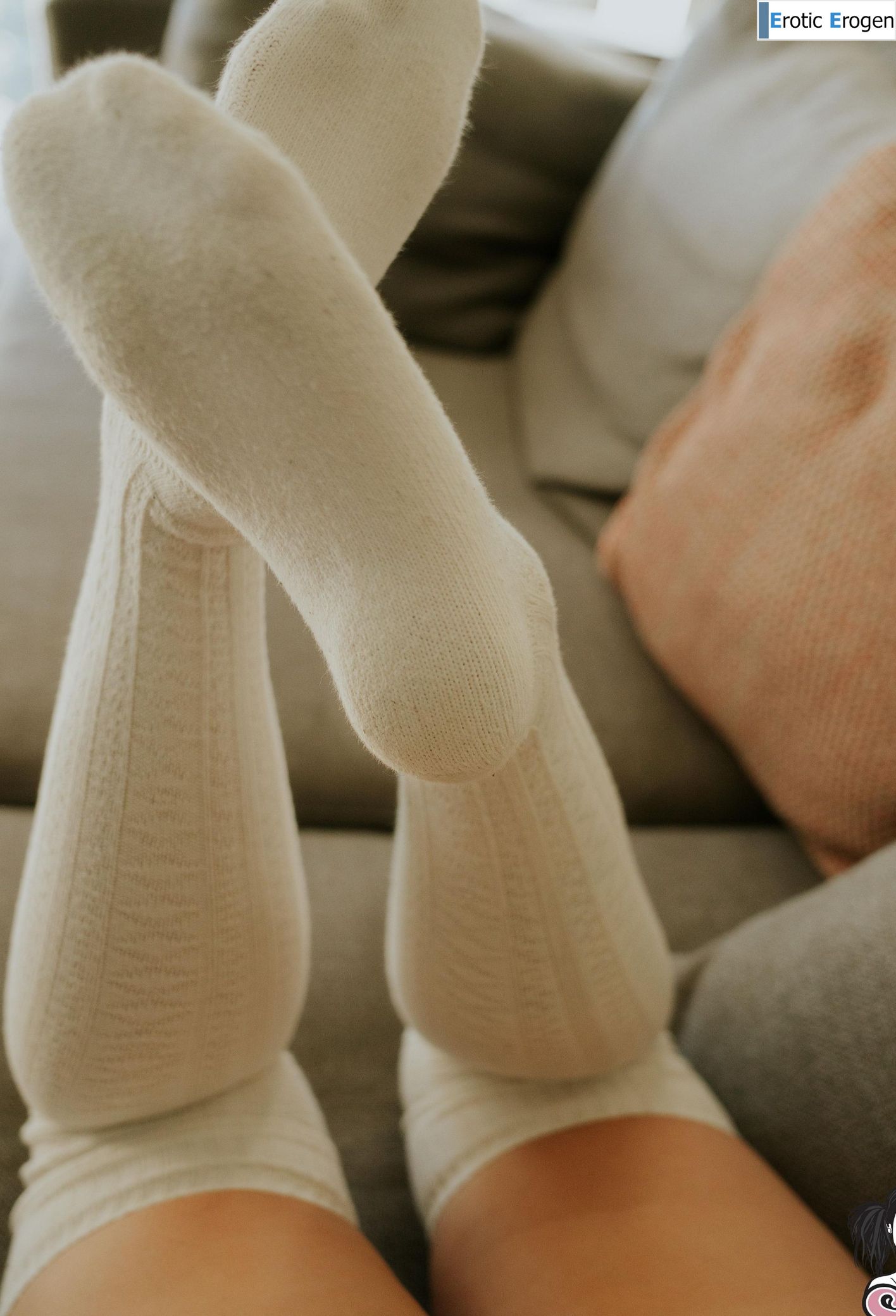 Webby in Lust Forevermore. Picture 12