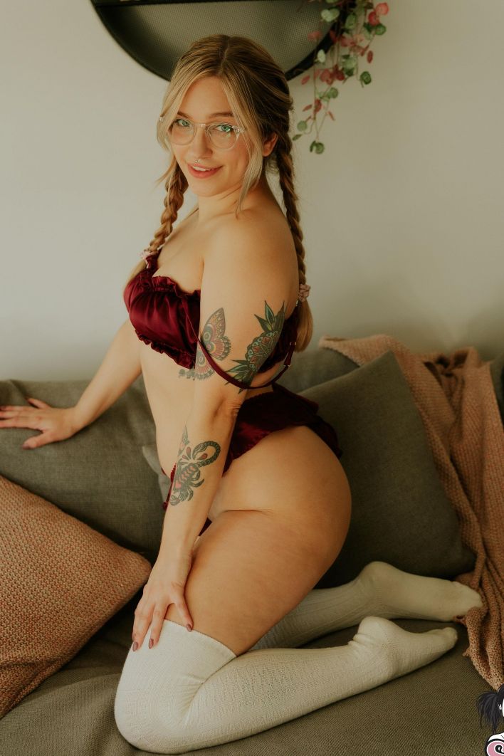 Webby in Lust Forevermore. Thumb 6