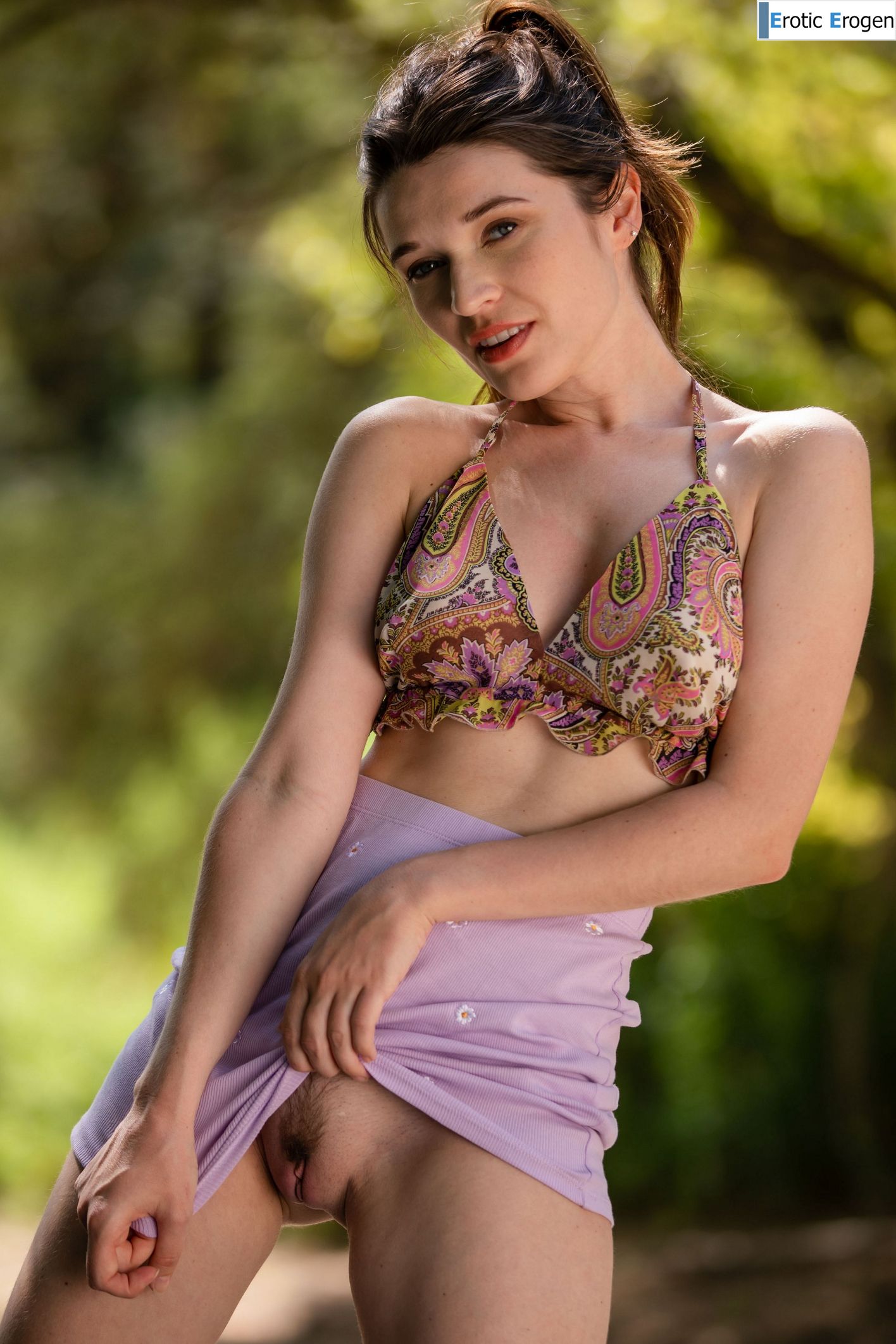 Serena J in Nature. Picture 12