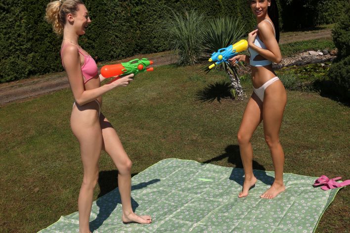 Isabella De Laa, Kama Oxi in Seeding. Thumb 4