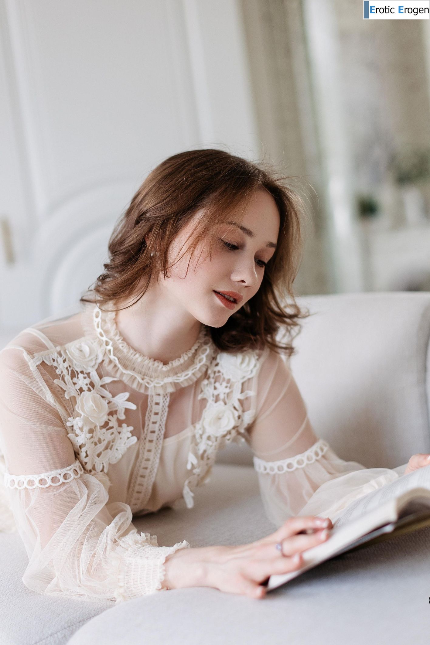 Lisaberry in Romantic Date. Picture 2