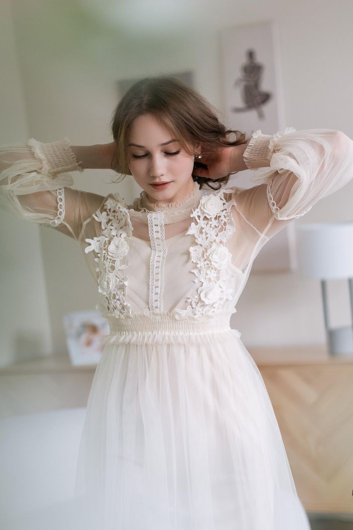 Lisaberry in Romantic Date. Thumb 7