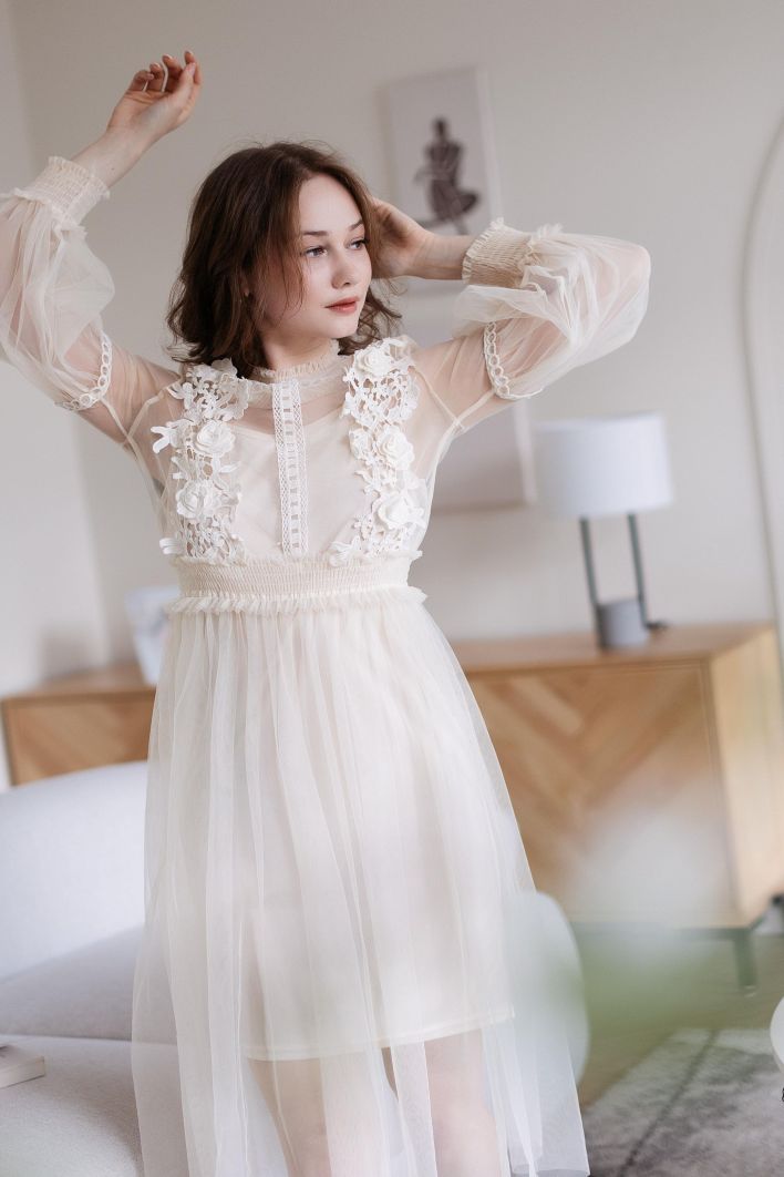 Lisaberry in Romantic Date. Thumb 8