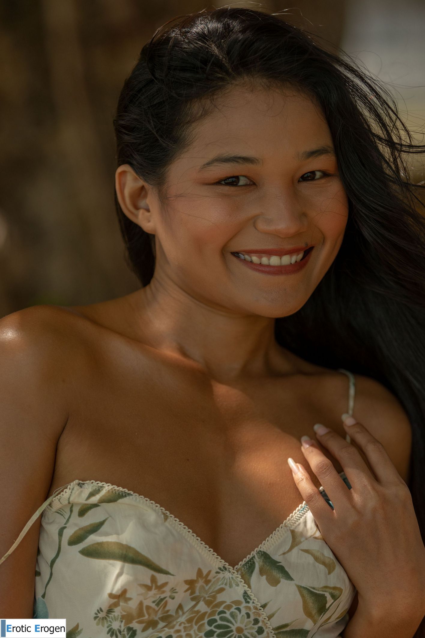 Kloyali in Presenting Kloyali. Picture 2