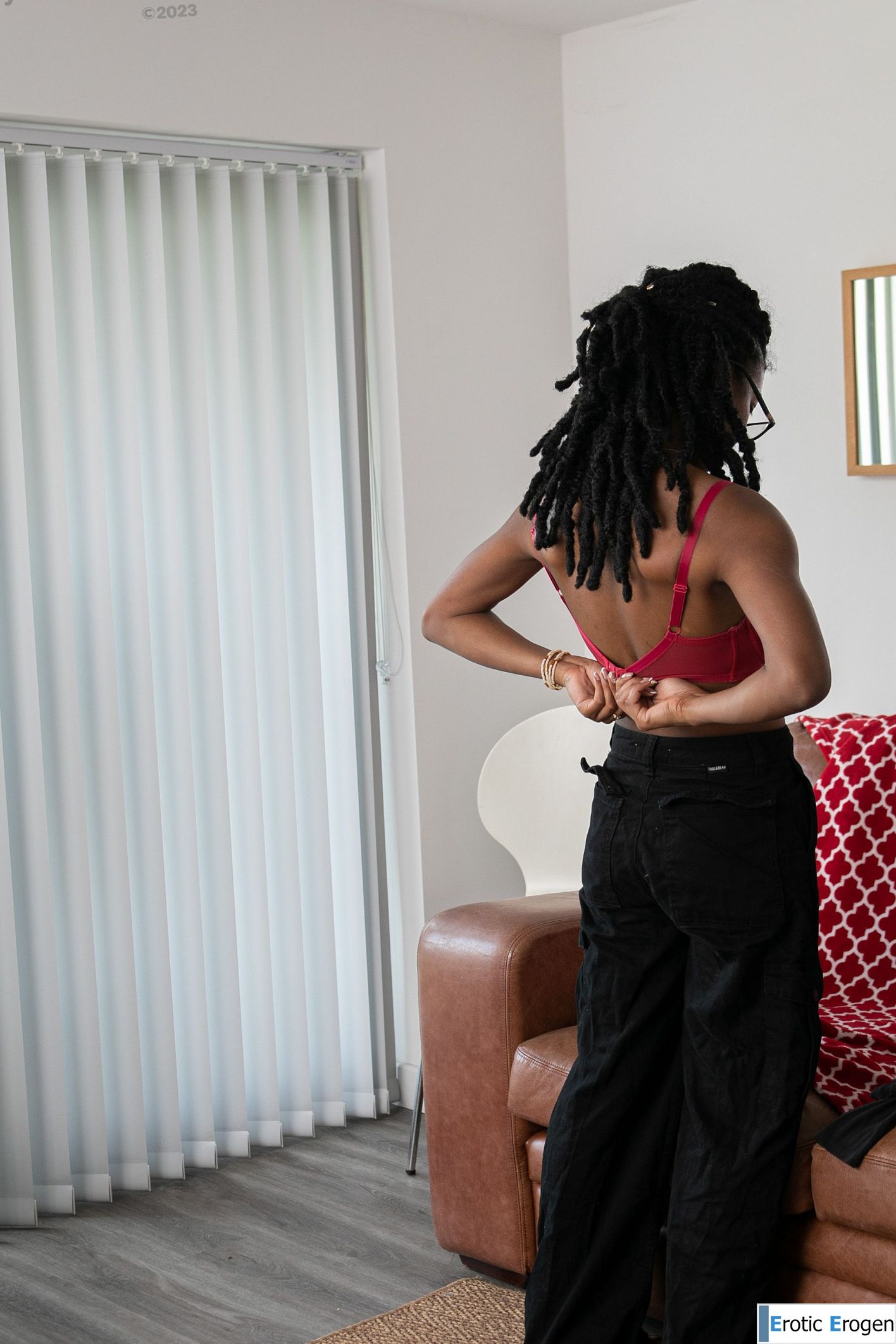 Selena D in Solo. Picture 27