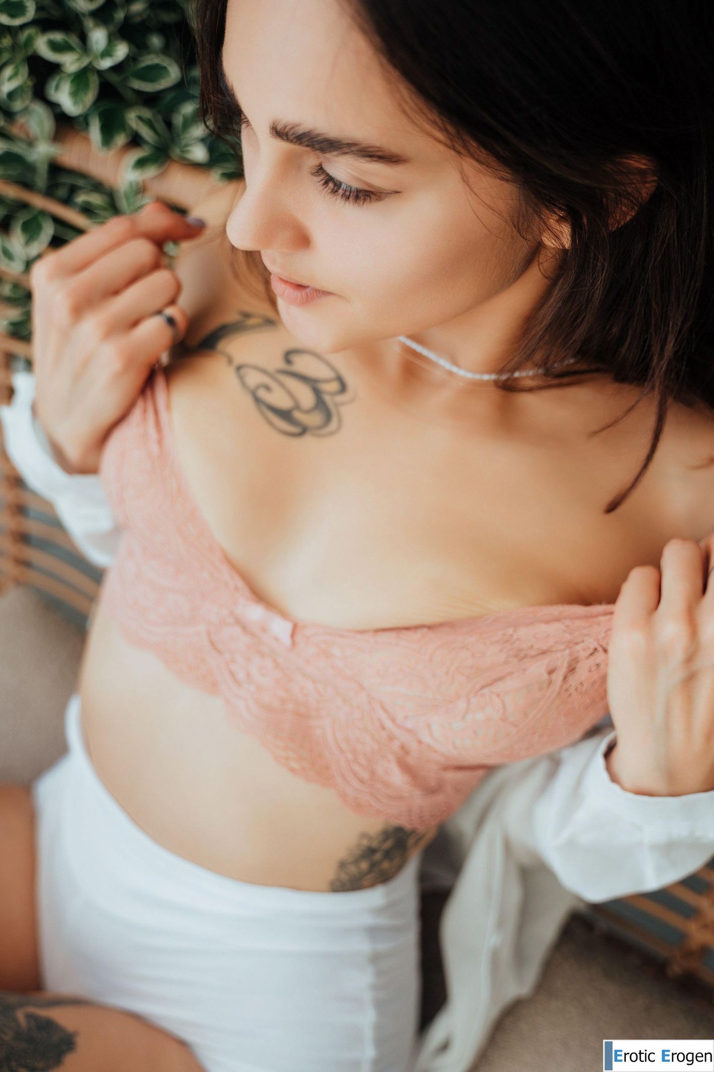 Youreyeshere in Sexy Weeds Flow Energy. Picture 9