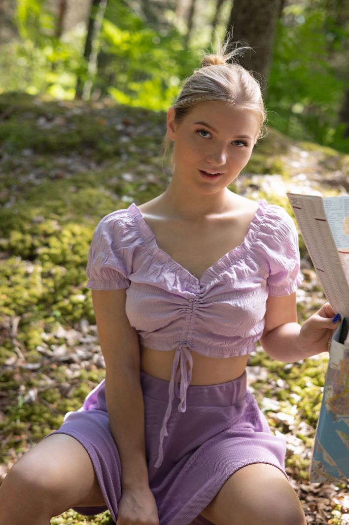 Lucia in Explorer. Thumb 4