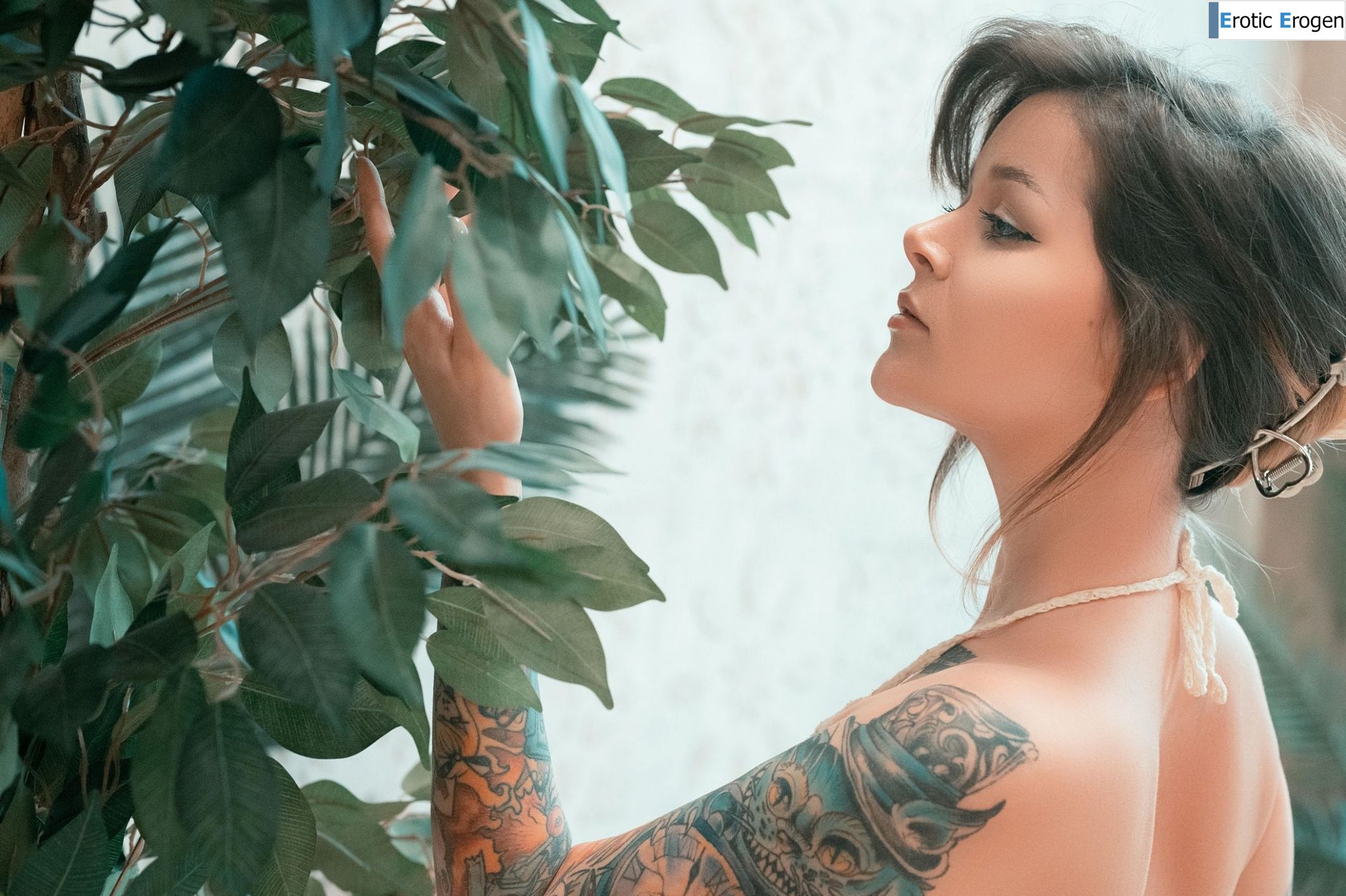 Awondrr in Your Mirage. Picture 1