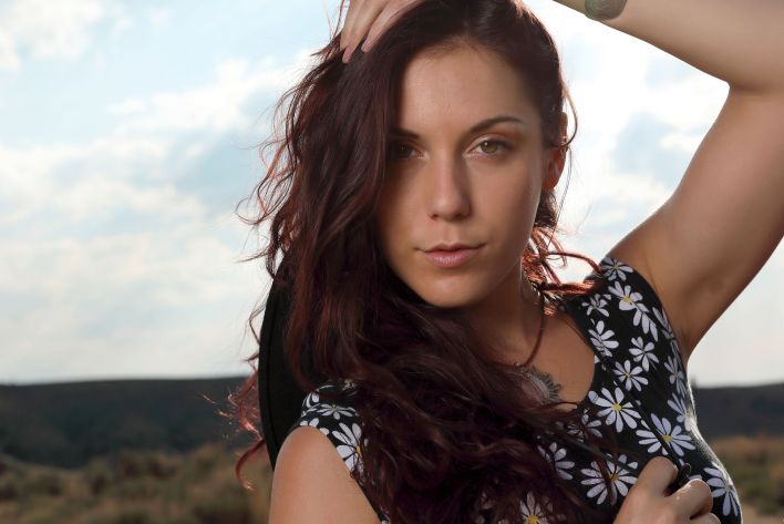 Elena Generi in Shoot Day Montage. Thumb 3