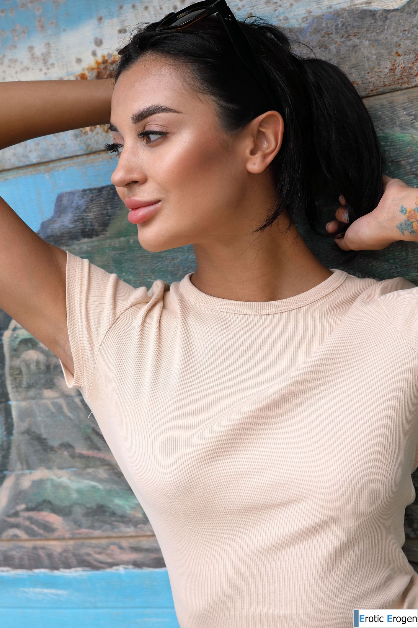 Aria in Postcard Porta Da Cruz. Picture 32