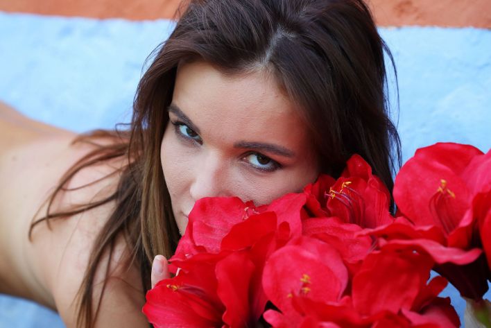 Brit A in Blue Red. Thumb 51