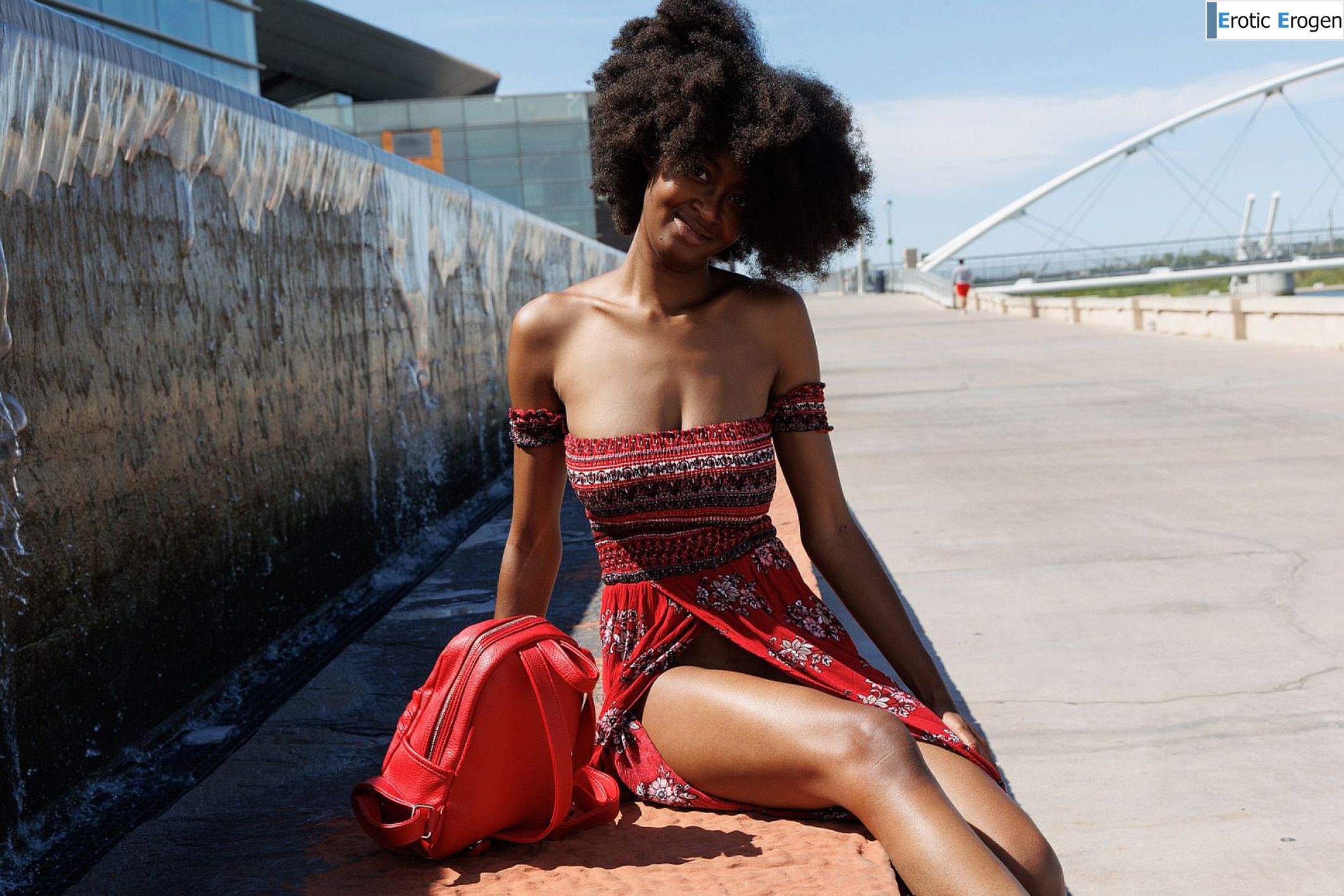 Angel Avril in Heated Obsidian. Picture 8