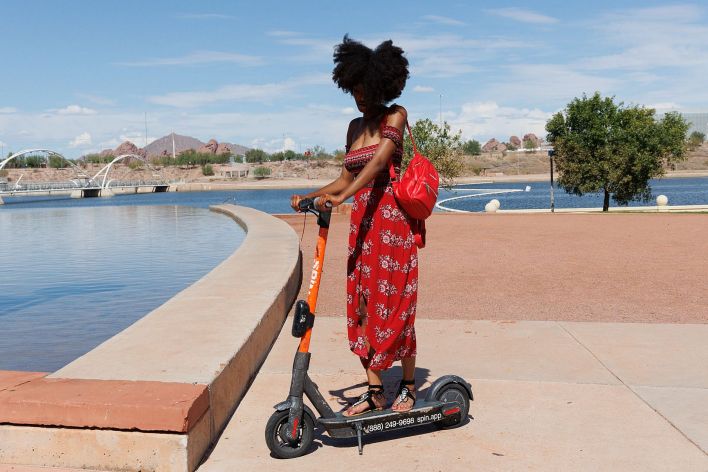 Angel Avril in Heated Obsidian. Thumb 2