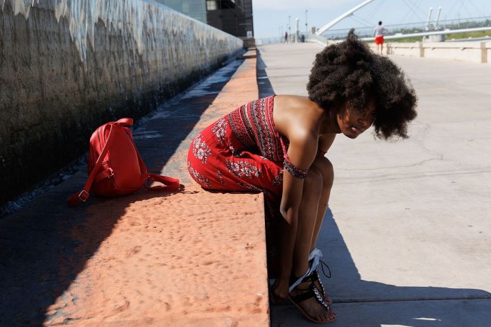 Angel Avril in Heated Obsidian. Thumb 7