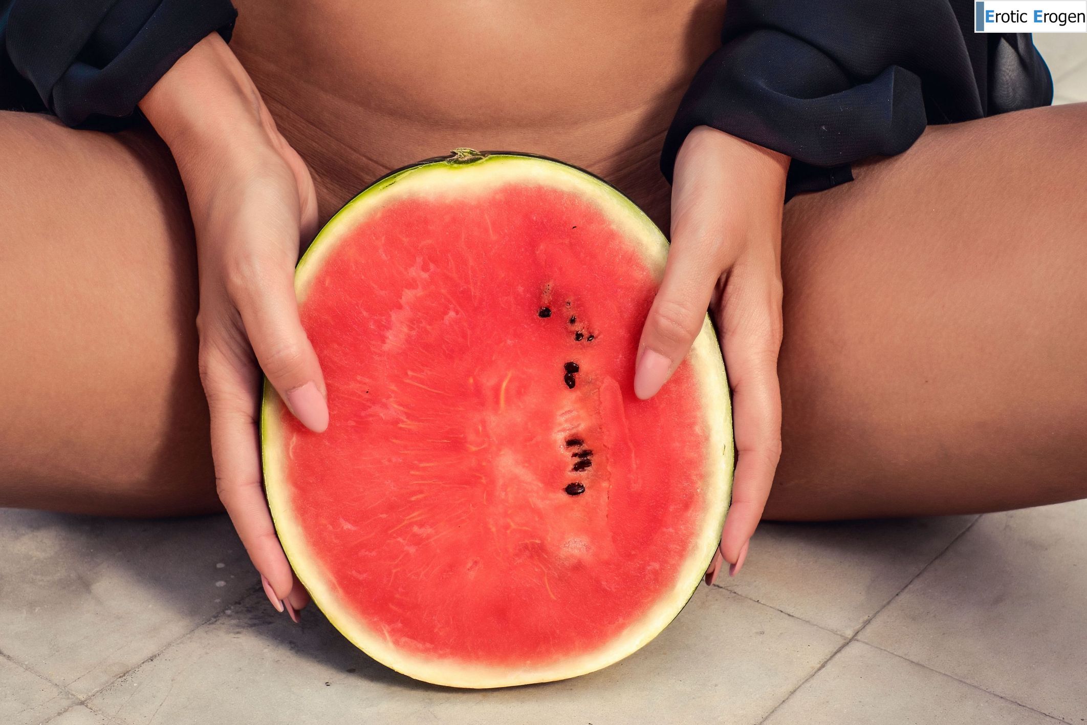 Laura Giraudi in Presenting. Picture 19