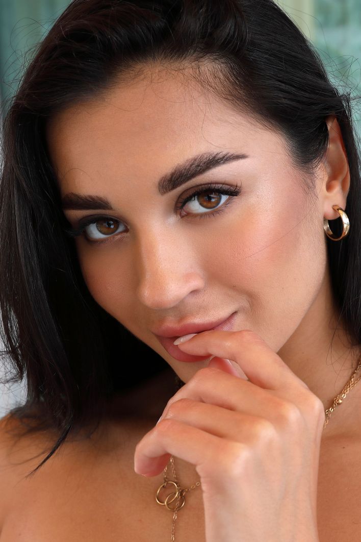 Aria in Swimsuit Diva. Thumb 13