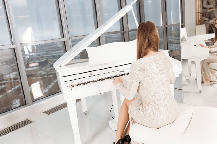 Amalia Davis in Playing Our Tune. Thumb 1