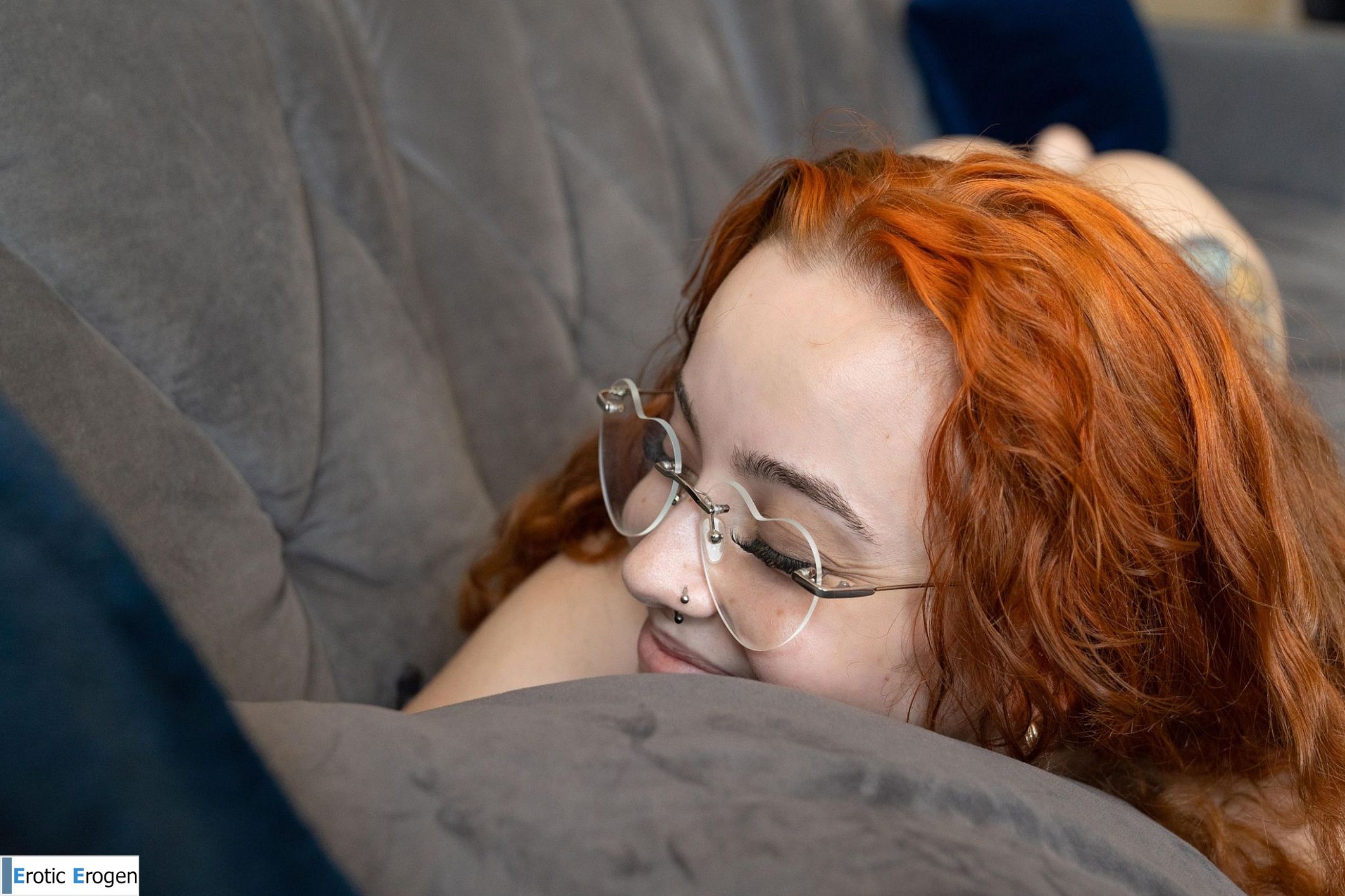 Internetjeanette in Big Red Hair. Picture 35