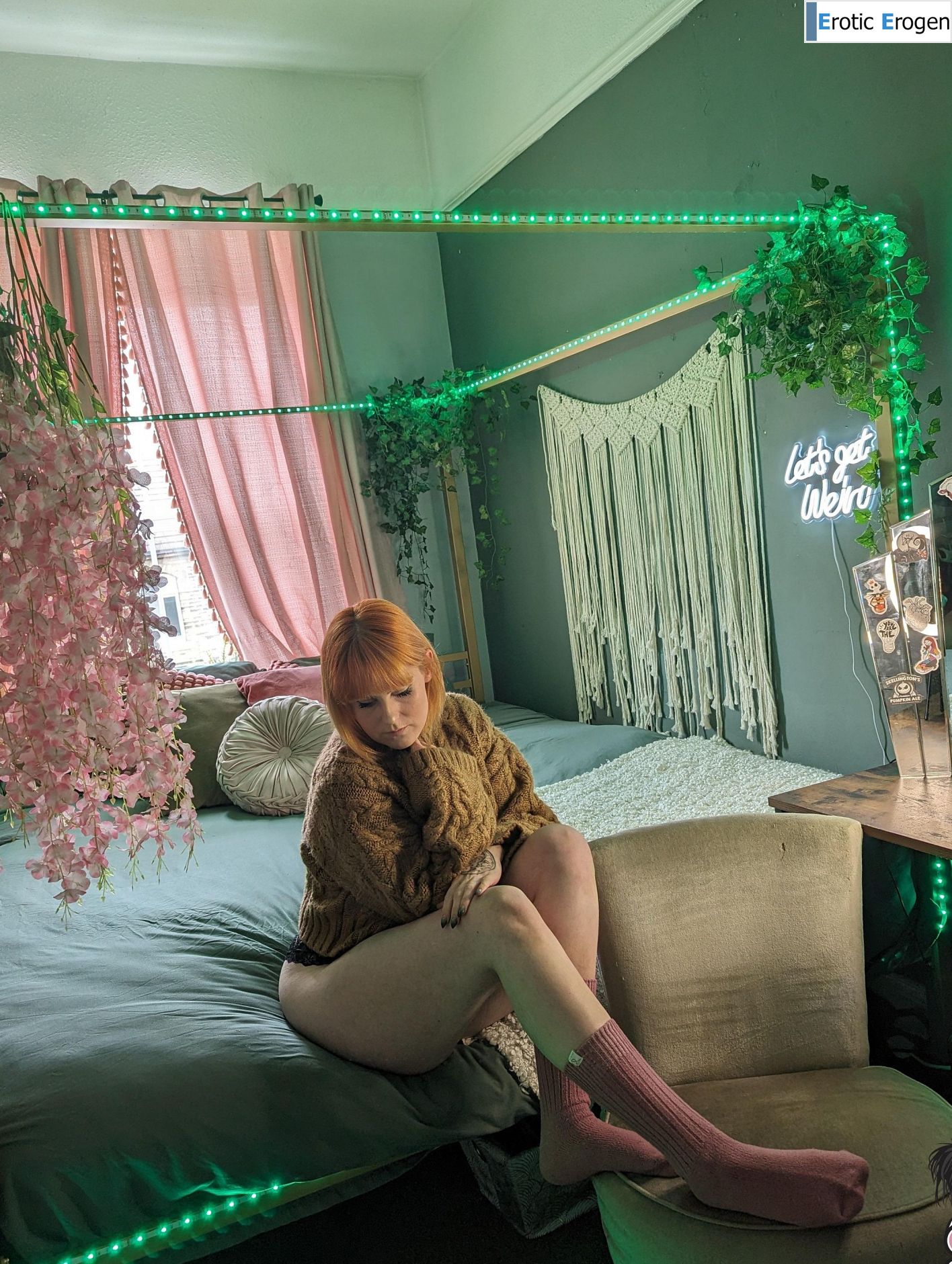 Kemkay in Come For A Snuggle. Picture 1