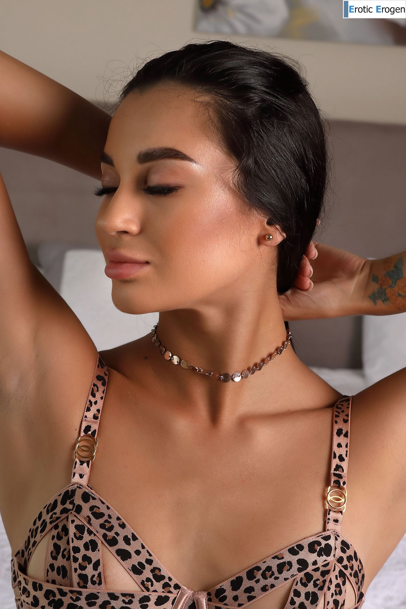 Aria in Animal Attraction. Picture 13