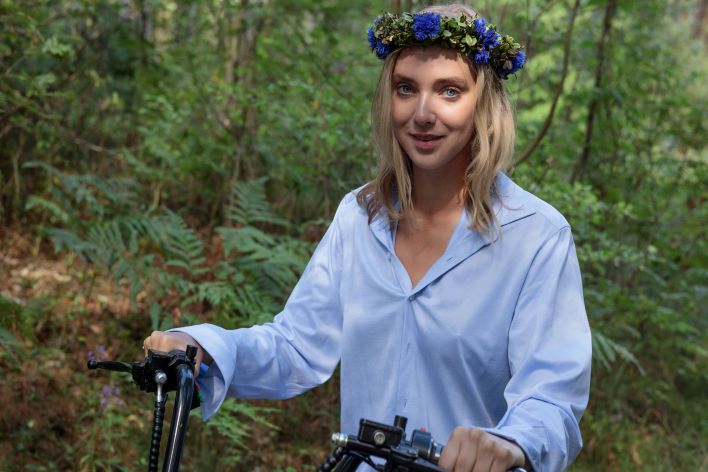 Oxana Z in Adventures. Thumb 2