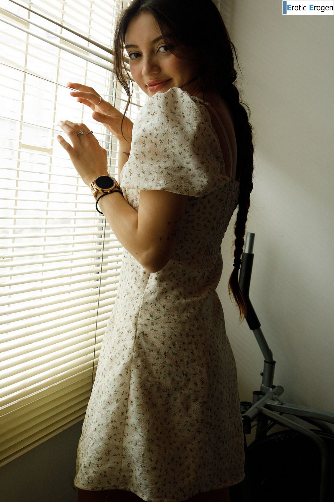 Roselina Andee in Central Casting. Picture 7