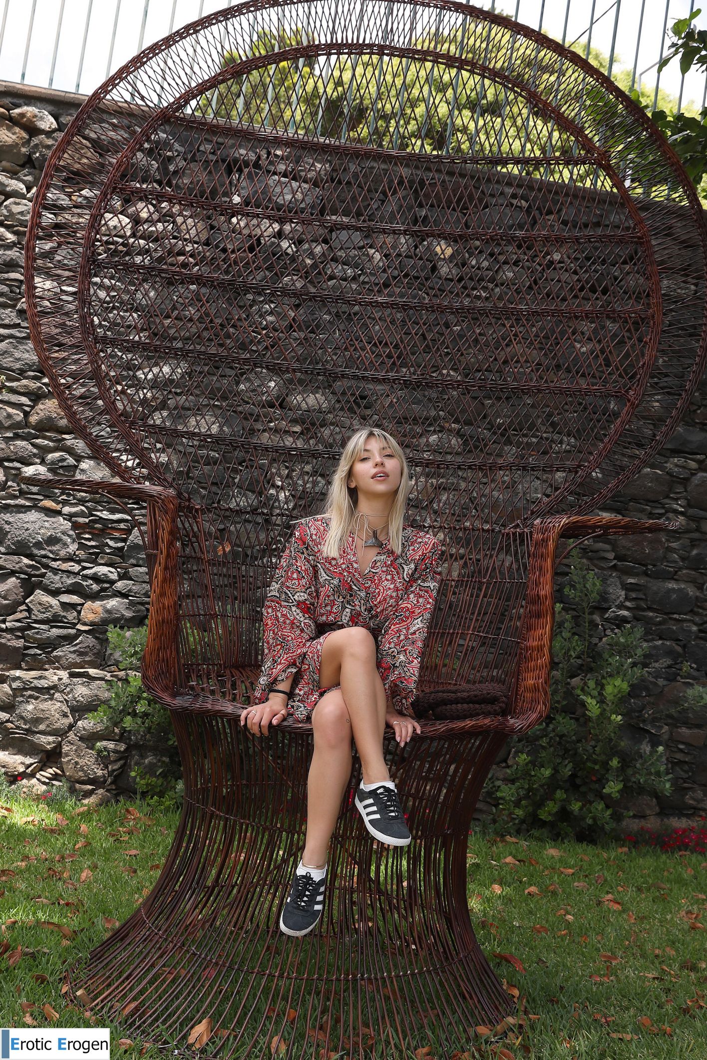 Avery in Postcard From Santa Cruz. Picture 3