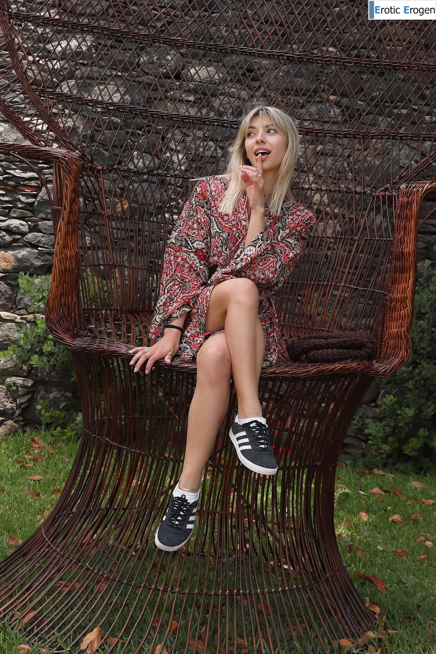 Avery in Postcard From Santa Cruz. Picture 5