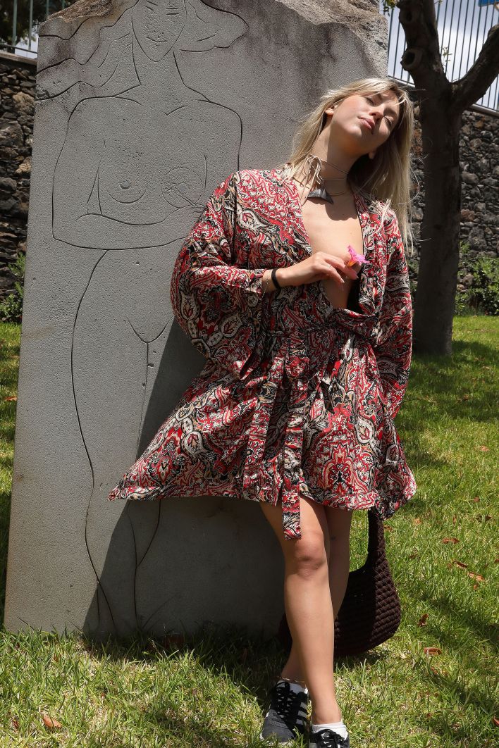 Avery in Postcard From Santa Cruz. Thumb 41