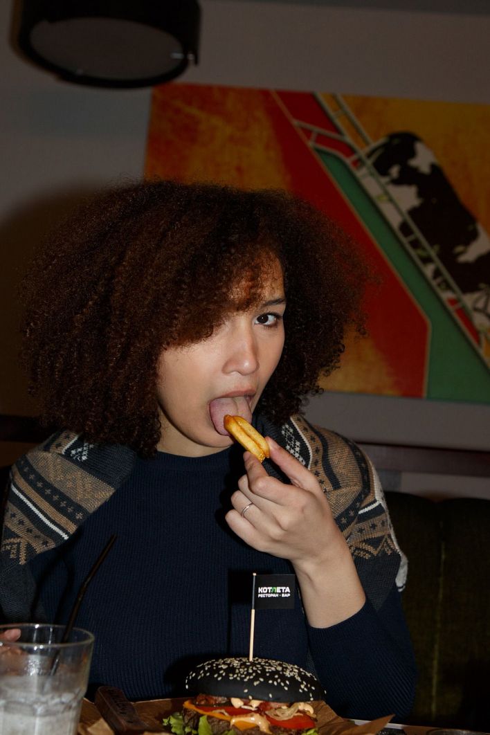 Solana Bardell in Black Star Russia 1. Thumb 24