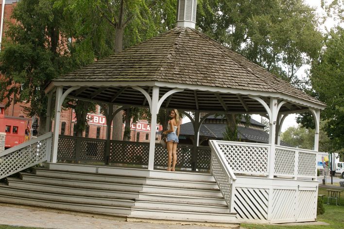 Jezebel Madd in Only In America 2. Thumb 2