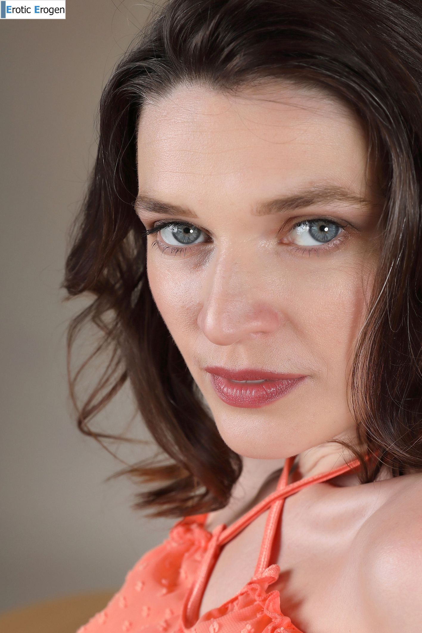 Amelia in The Main Dish. Picture 1