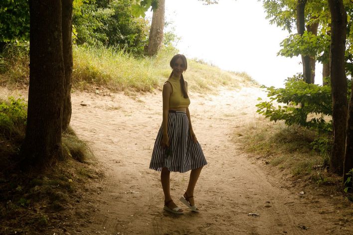 Ariel Gossimer in Tease By The Sea 1. Thumb 21