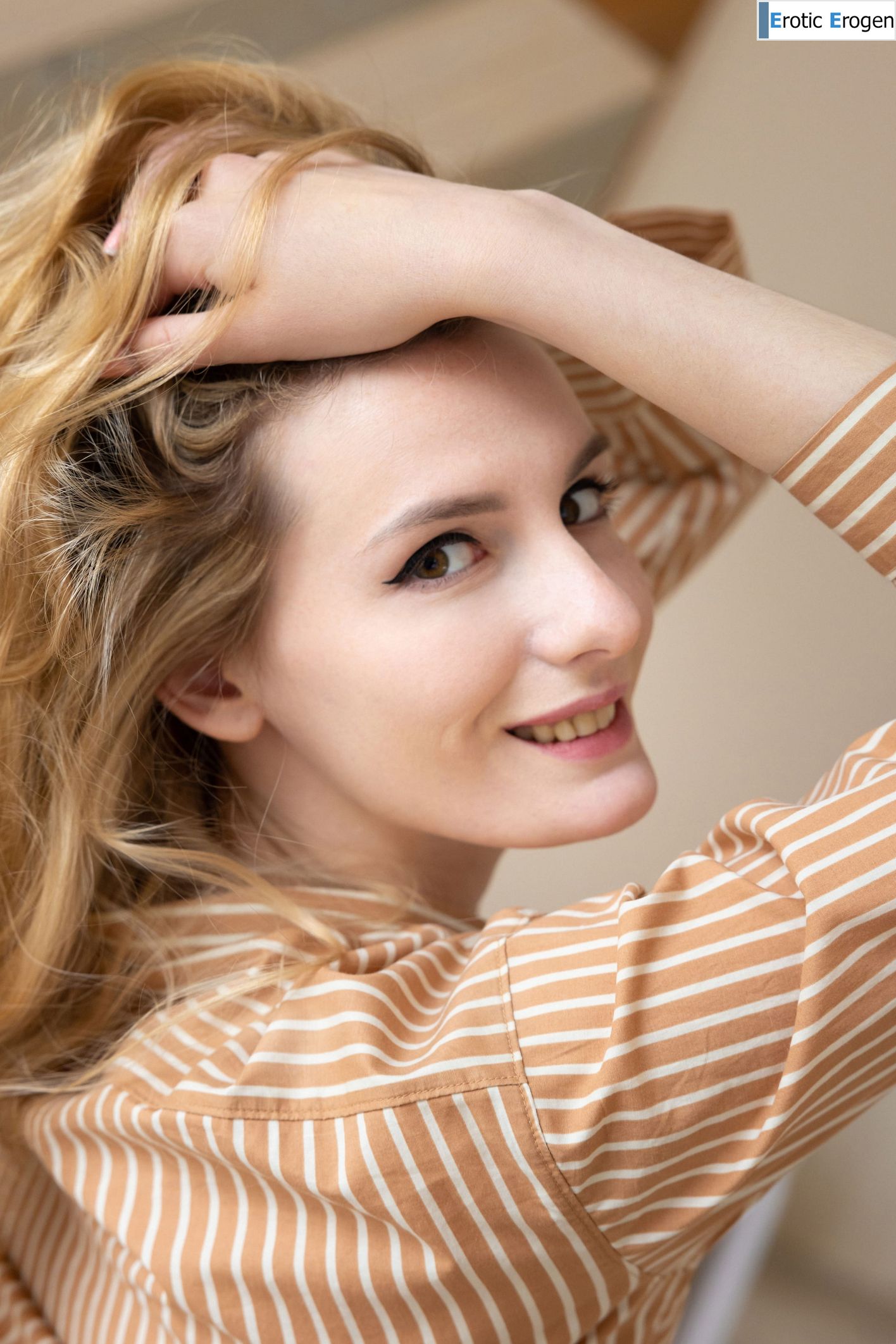 Lillie Pie in Long Legs. Фото 7