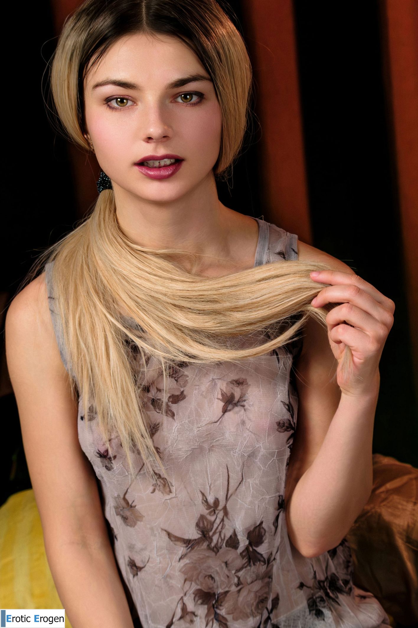 Francesca Rose in Sexy Woman. Picture 2