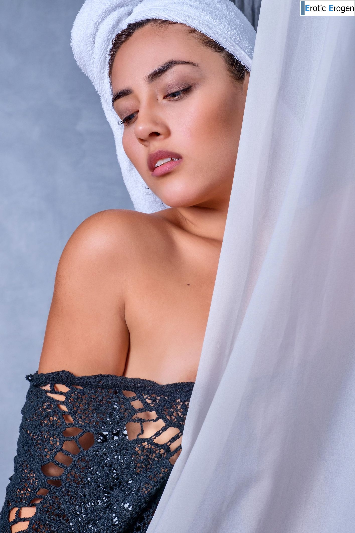 Squirrel in Naked Woman. Picture 8