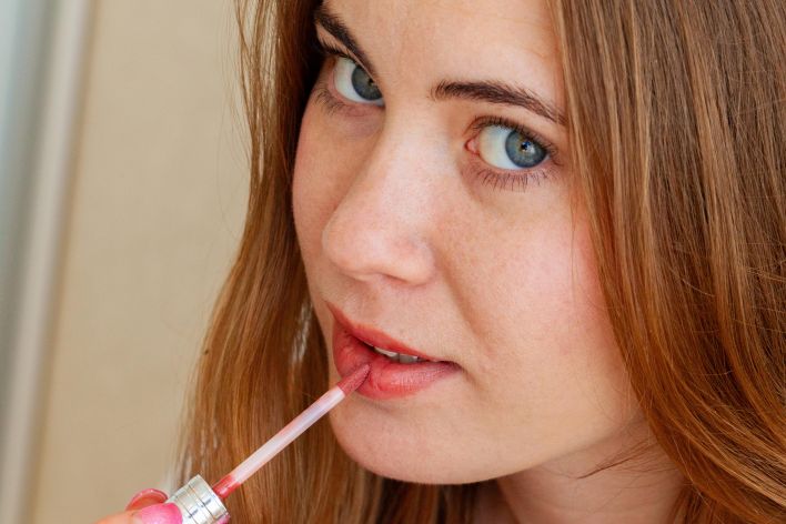 Alaine in Naked Woman. Thumb 14