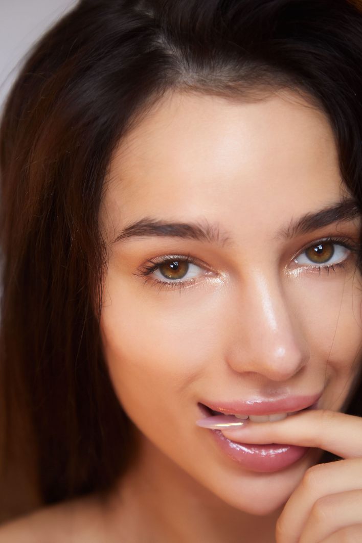 Kama Oxi in Red Silk. Эскиз 17